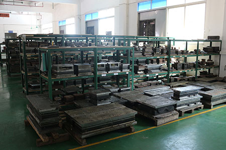 模具存放區(qū) 模具存放區(qū)